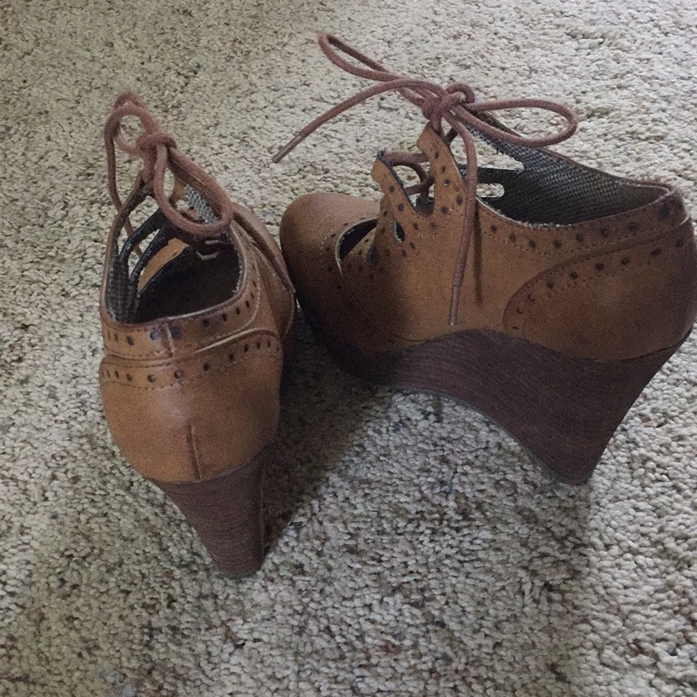 Size 7 heels